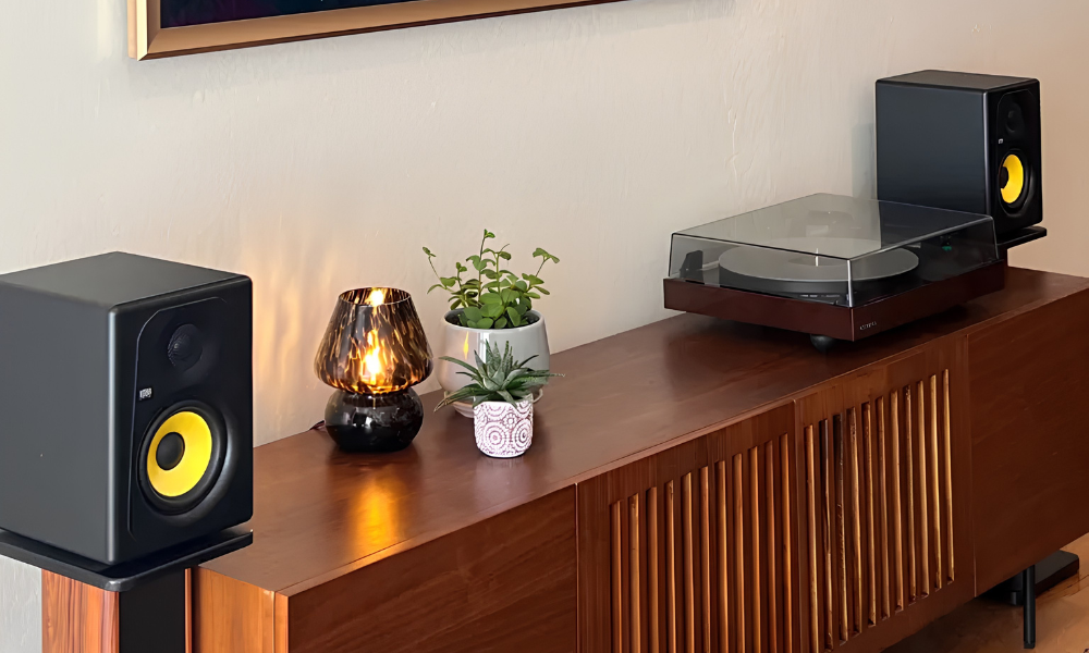 Powerful Speakers For Rich Sound